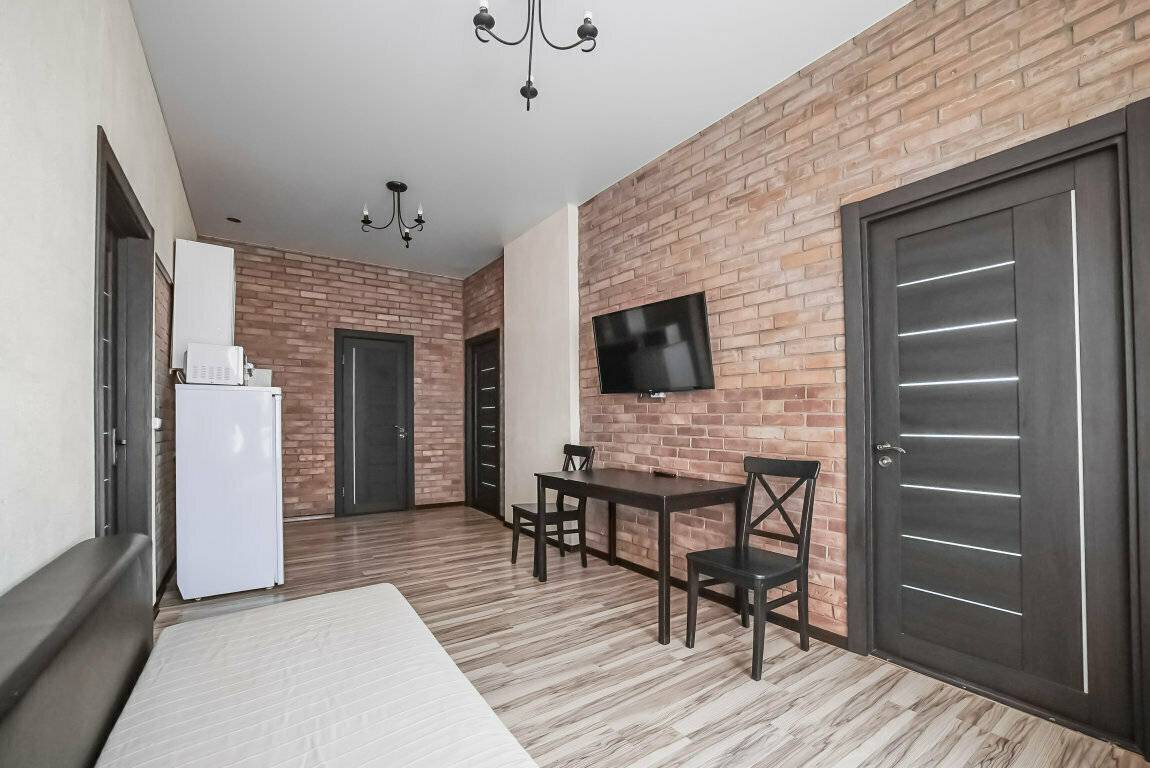 Апартаменты/Семейный трёхкомнатный номер с большими двуспальными кроватями